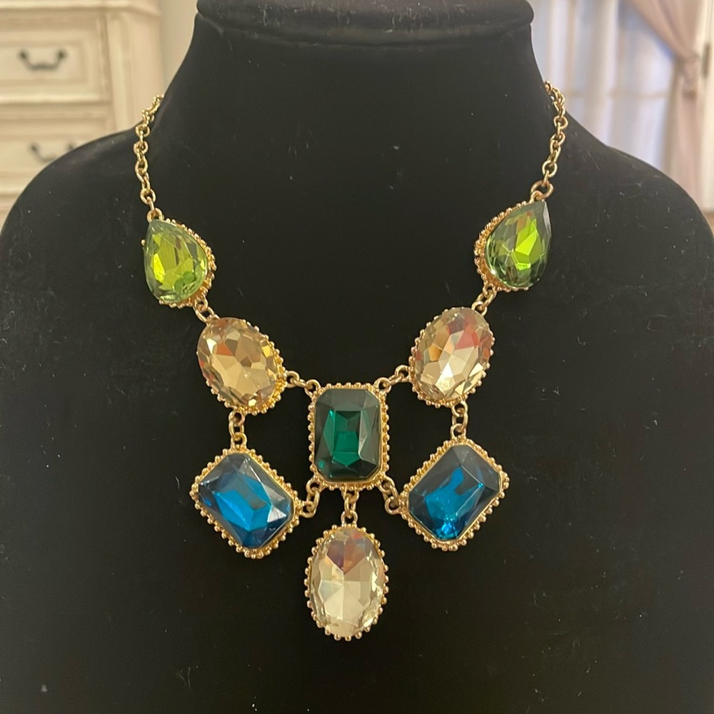 Vintage Gold Tone Jeweled Large Pendant Choker Bib Collar Statement Necklace